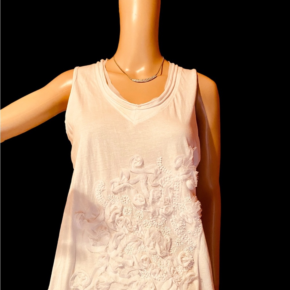 Cable & Gauge sleeveless white shirt